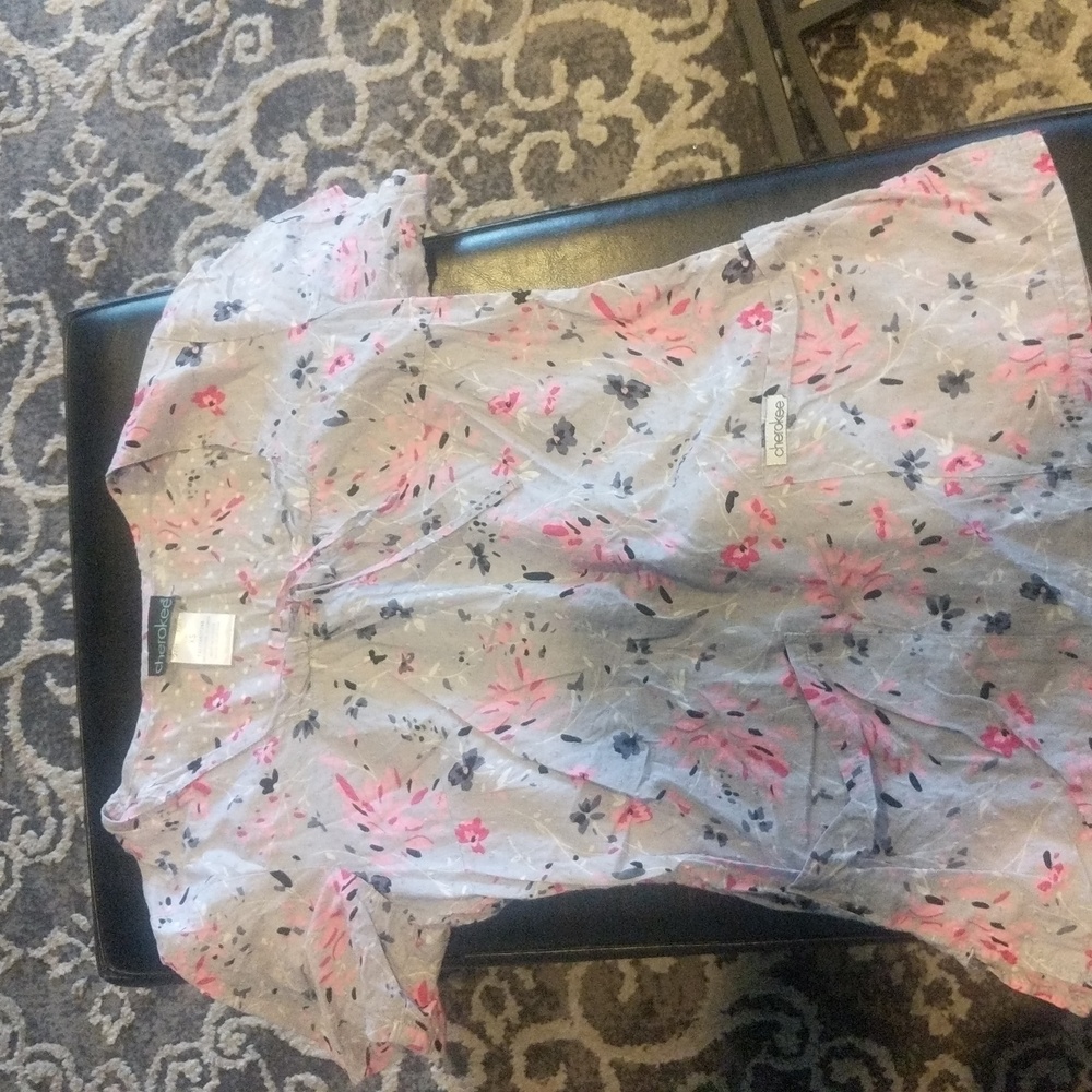 Cherokee size XS scrub top. Has been gently worn